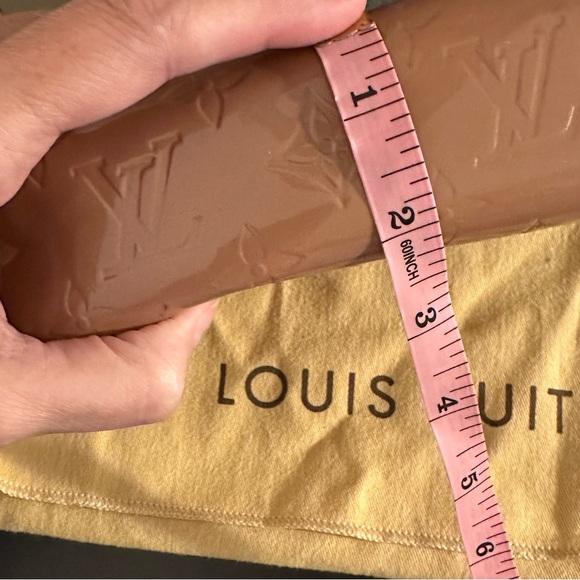 Louis Vuitton mauve Monogram cosmetic bag - Picture 14 of 14